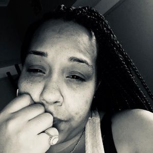 Meet your Posher, Phyllis